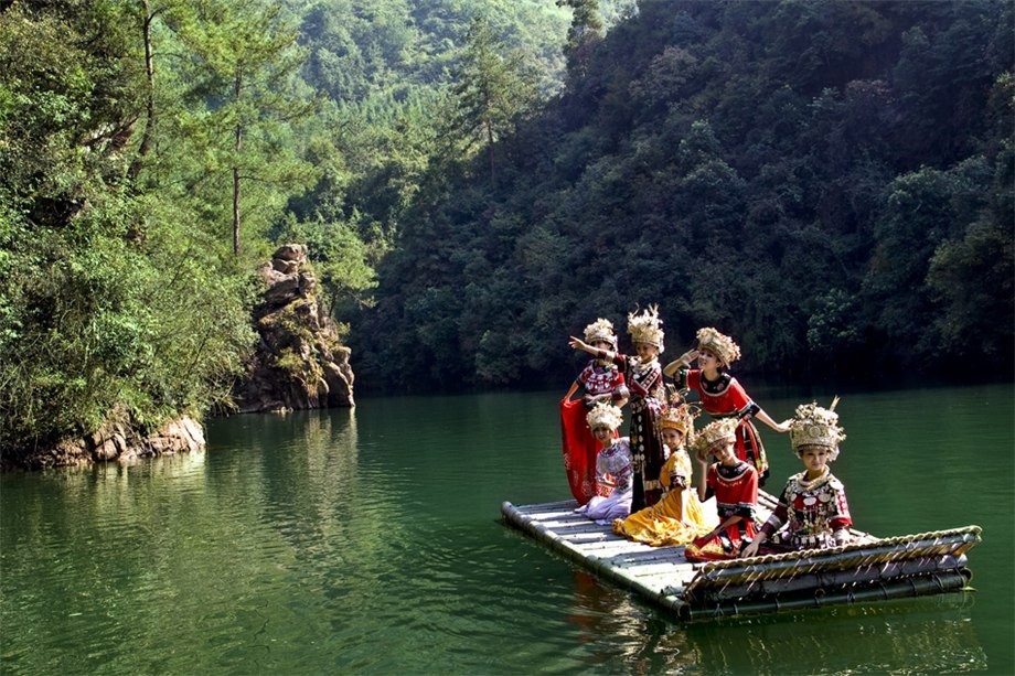 張家界、袁家界、天子山、黃龍洞/寶峰湖兩晚三日游